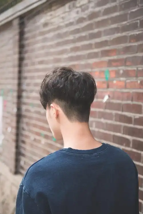 头发两侧内掏空发型有多帅