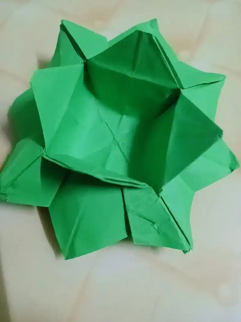 下午学做的手工折纸莲花盘#希望能帮到有需要的人  - 抖音