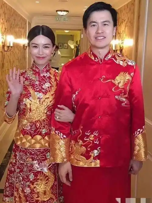 尽管文咏珊和她的富三代老公已经步入婚姻殿堂,但未来的路还很长,他们