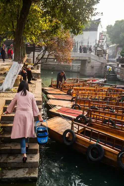 水码头---王宾 摄