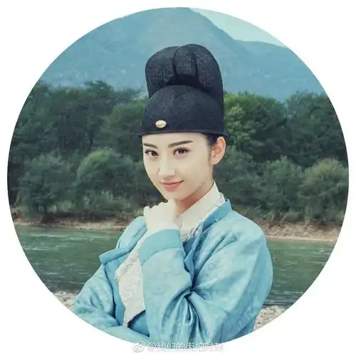 组图:女扮男装超吸粉 你最喜欢谁的男装造型