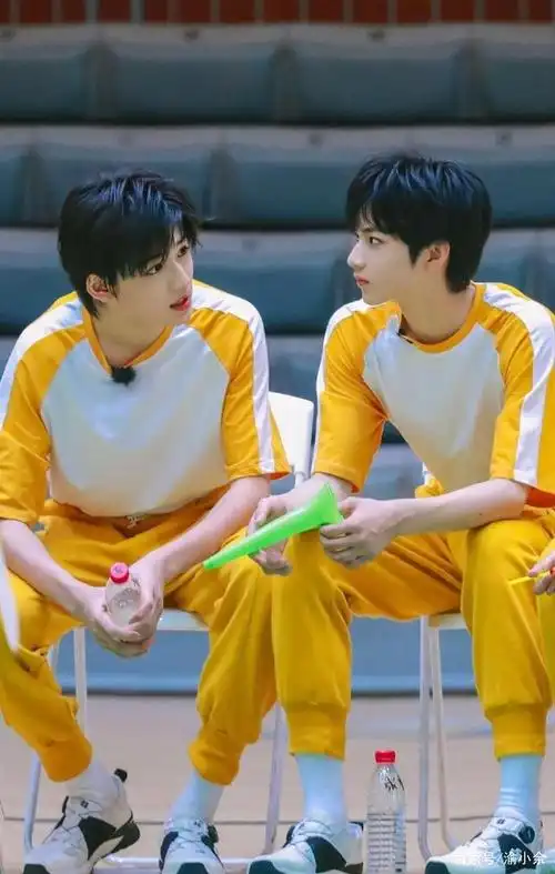 时代少年团文轩壁纸|刘耀文宋亚轩