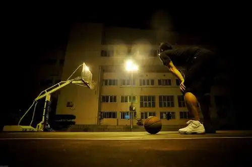 到底是谁,杀死了你的篮球梦?