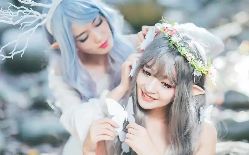 闺蜜美女森林里精灵梦幻唯美写真图片桌面壁纸