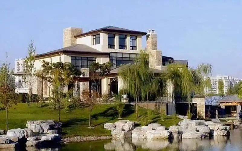 赵丽颖北京豪宅曝光,价值一亿面积500平,网友:明星来钱就是快_房子