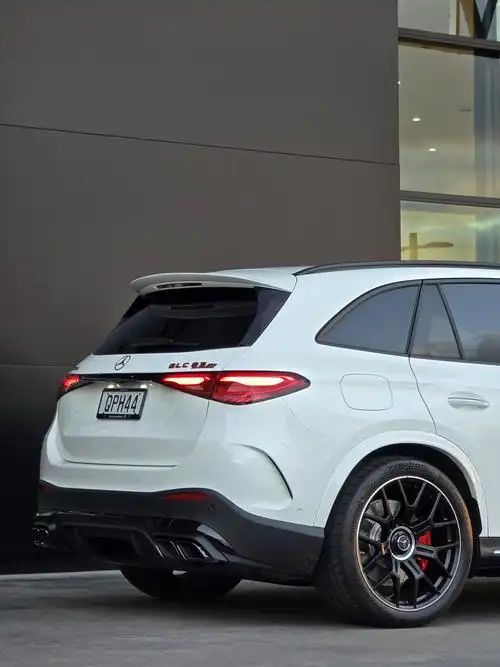 奔驰上新啦:全新一代 amg glc 63s e