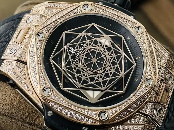 【刺青满钻】hublot宇舶(恒宝)big bang大爆炸系列415.ox.1118.vr.