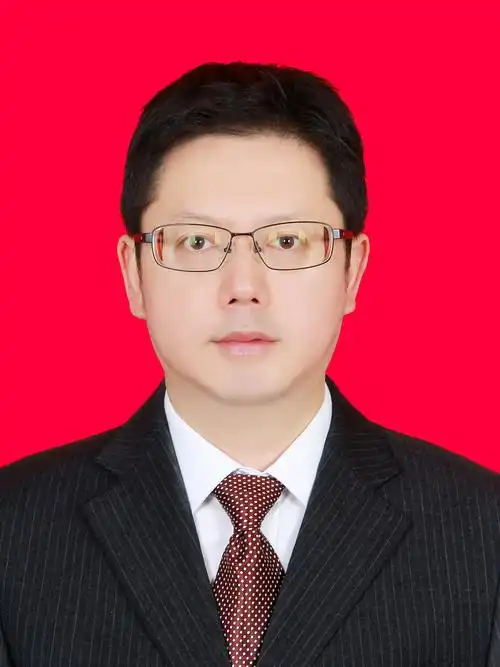 p data-id="sgrv8zdaknmc">韩飞,男,汉族,四川苍溪人,1974年12 月