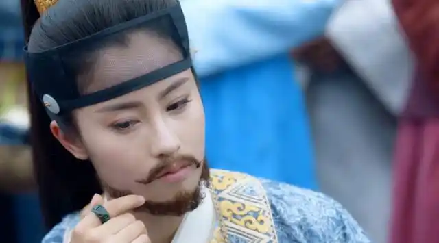 最丑女扮男装就是她?现代扮相惊呆了