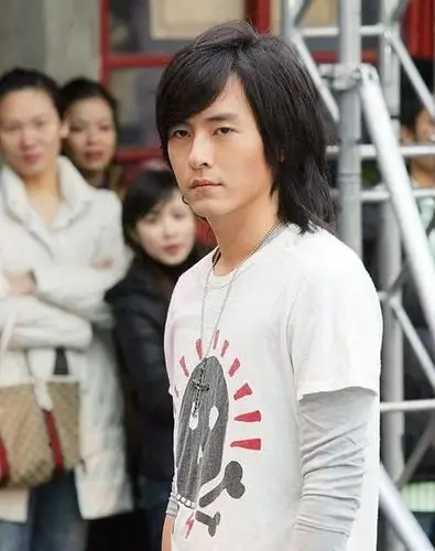 郑元畅,他是永远的江直树,一直在演艺的道路上努力着