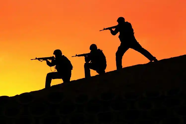 《军人的模样》.