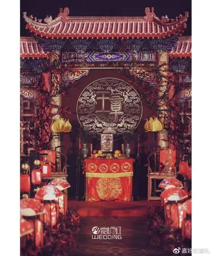 凤凰出阁金红色调尊贵清制中式婚礼