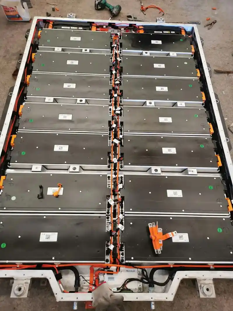 动力电池.红旗宁徳三元117,威马宁徳174,阿维塔宁徳三元 - 抖音