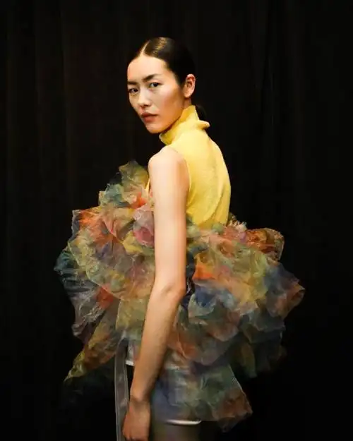 来自模特刘雯吧 - 微博