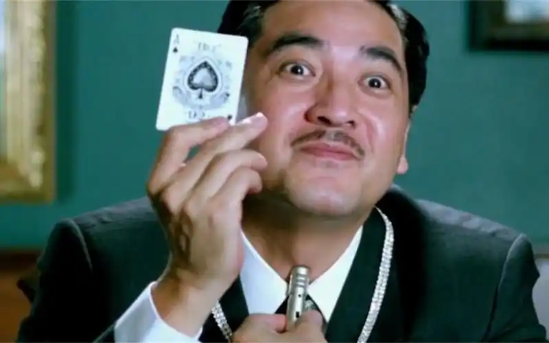 赌圣:洪爷加注八百万,一把干掉赌王,这张牌就是他的底气!