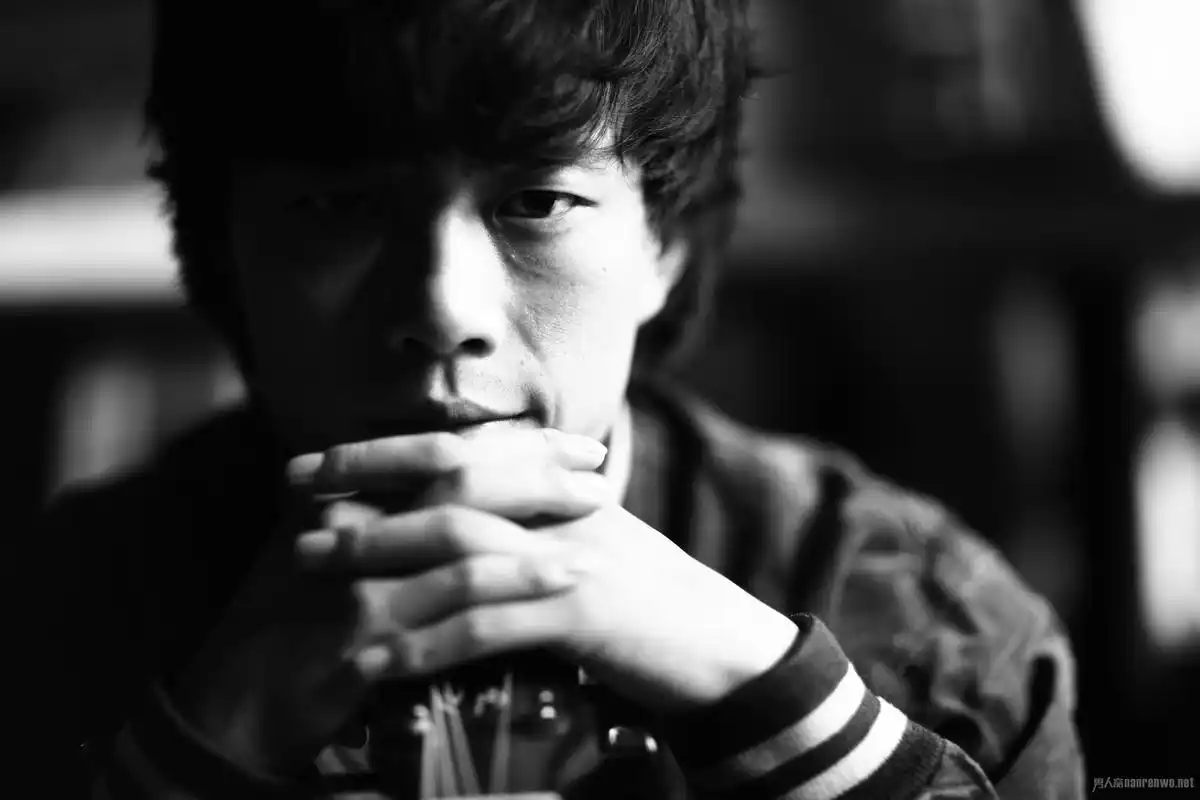 赵雷:一路走来的行吟歌者