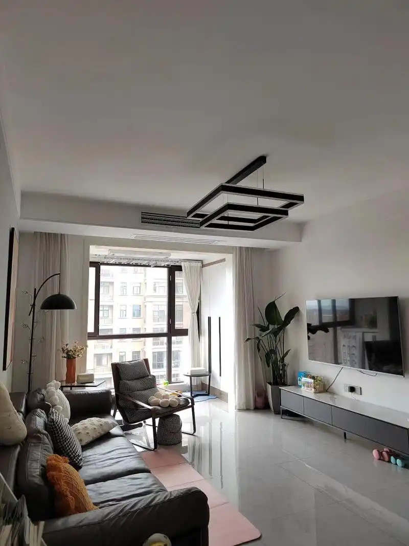 说实话,不吊顶真的很寒酸吗? #客厅装修#  #客厅吊顶