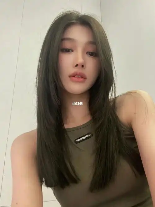 冷色系中最显白的发色薄荷米棕色