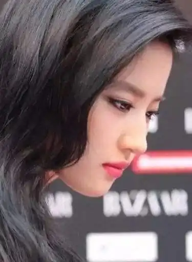 32个女明星侧脸照总有一个美到你