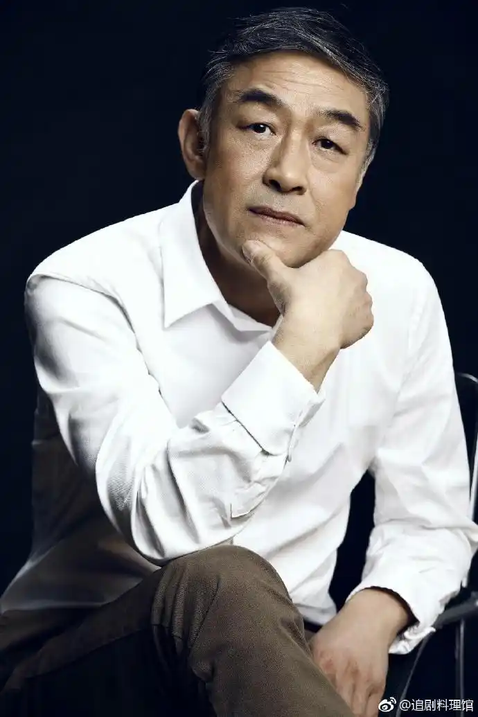 电视剧#橙红年代#今日在北京亦庄举行了隆重的开机仪式,演员阵容公布