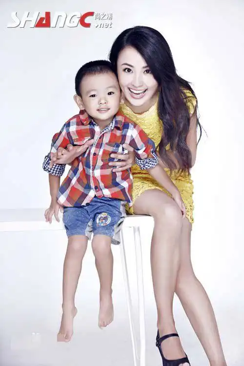 疑杨童舒泰国妇产医院二胎产检 试管婴儿专业医院引联想