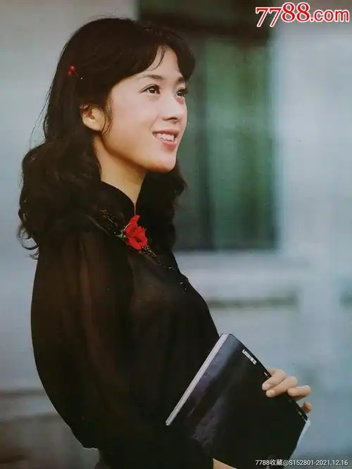 挂历散页电影明星龚雪