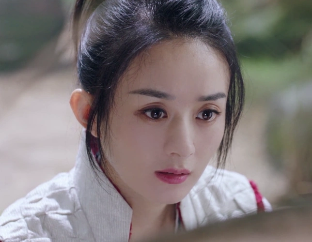 《有翡》开播槽点多,赵丽颖滤镜重,特效被嘲"五分钱"_手机搜狐网