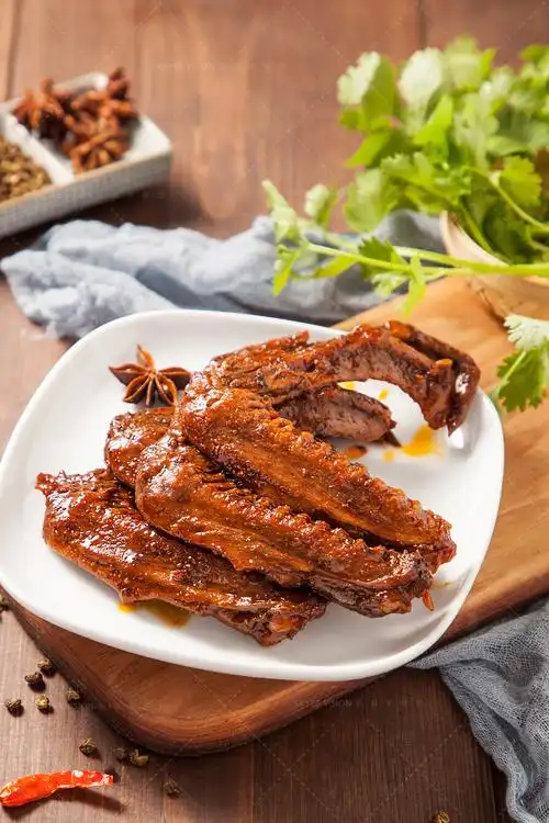 辣辣更快乐 三品黑鸭 熟食 零食 美食拍摄南京摄影