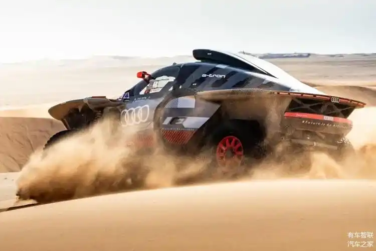 奥迪三征达喀尔 续写赛车运动传奇 百年运动基因在电动时代绽放