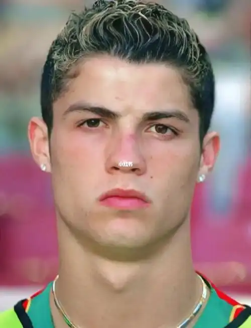 年少的c罗真帅啊