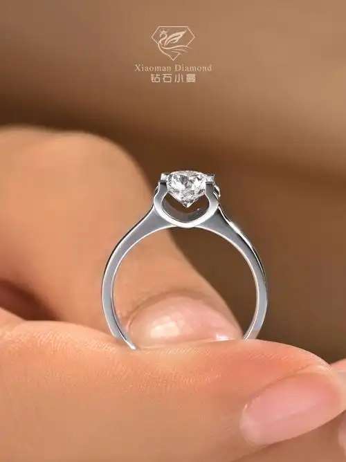 牛头款克拉钻戒直面一整颗钻石