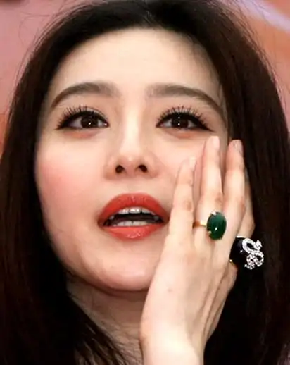 范冰冰的传家宝竟是这枚绿宝戒指