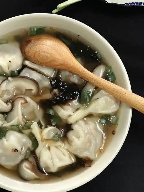 最简单的料理马蹄猪肉水母小混沌