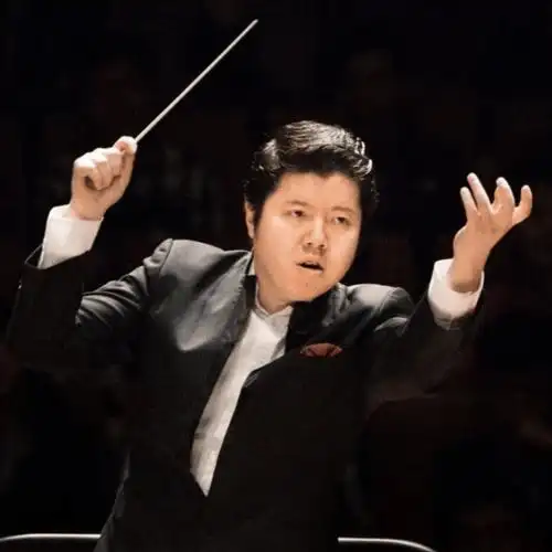 我院校友黄屹杨天娲与昆明聂耳交响乐团致敬柴科夫斯基音乐会预告