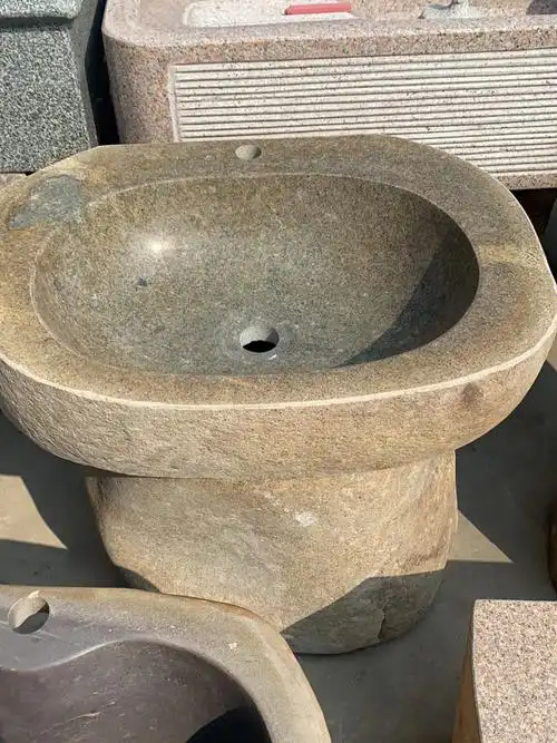 鹅软石户外洗手盆,上海现货,园林配套产品#户外洗手盆  #鹅卵石洗手盆