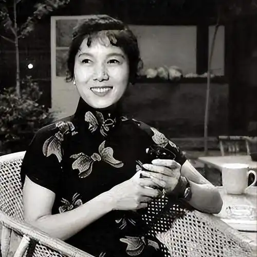 谷文月个人资料简介_谷文月个人资料简介赵丽蓉-天晟网