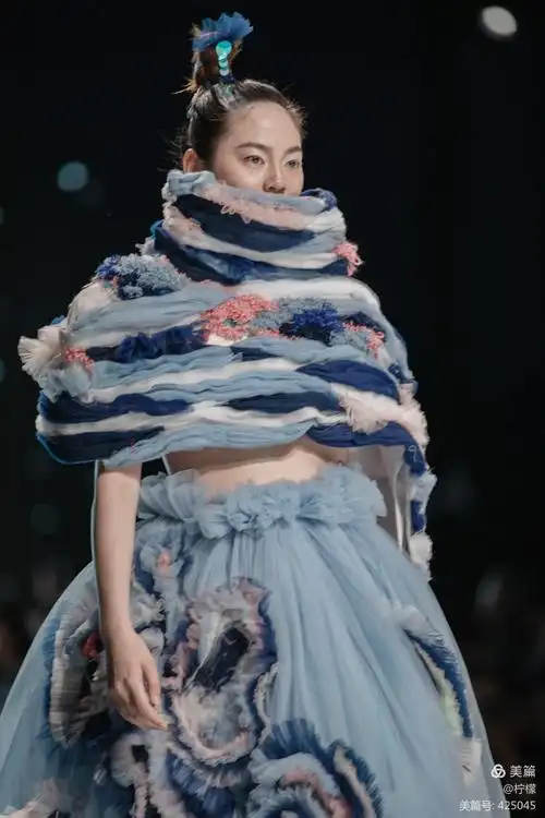 南京艺术学院2019届服装设计毕业作品t台秀