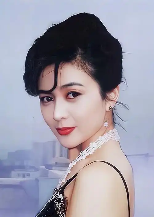 中国最美最漂亮的满族女明星都有谁