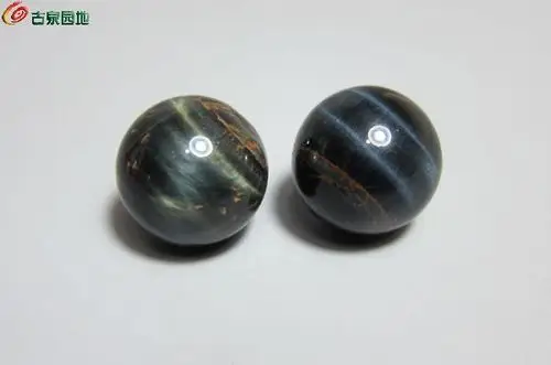 7厘米.非洲矿老木变石,非常漂亮.全品.