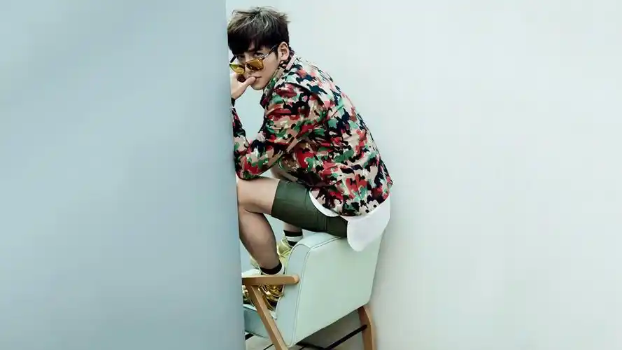 帅哥池昌旭壁纸