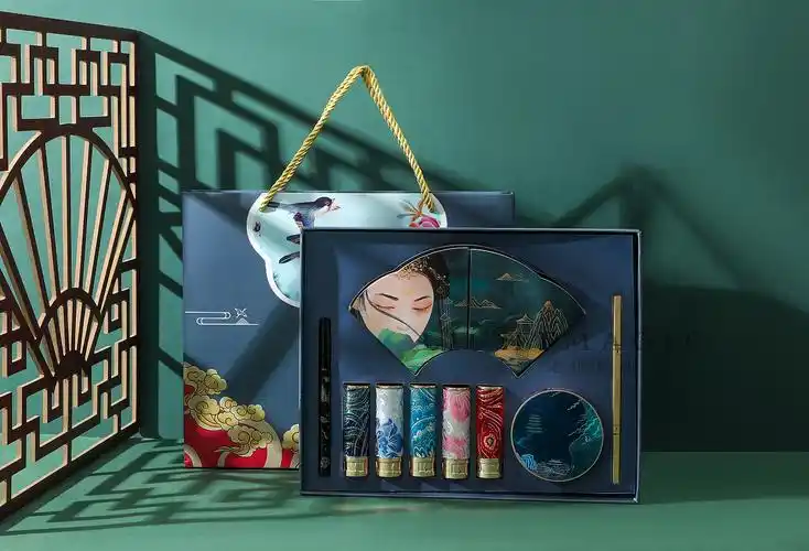 化妆品礼盒套装
