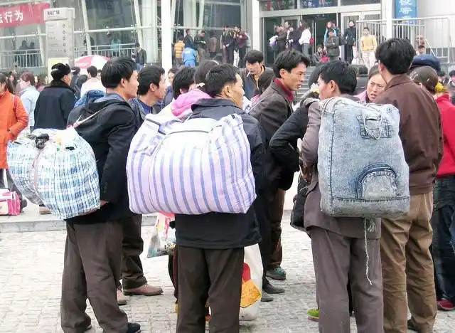 在外务工你辛苦,累吗