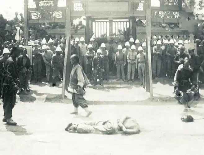 老照片战死和被残杀的义和团场面太过惨烈
