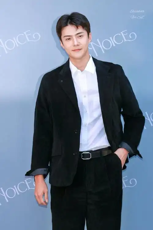 吴世勋聚光杂志金九封面##spotlight聚光九月刊