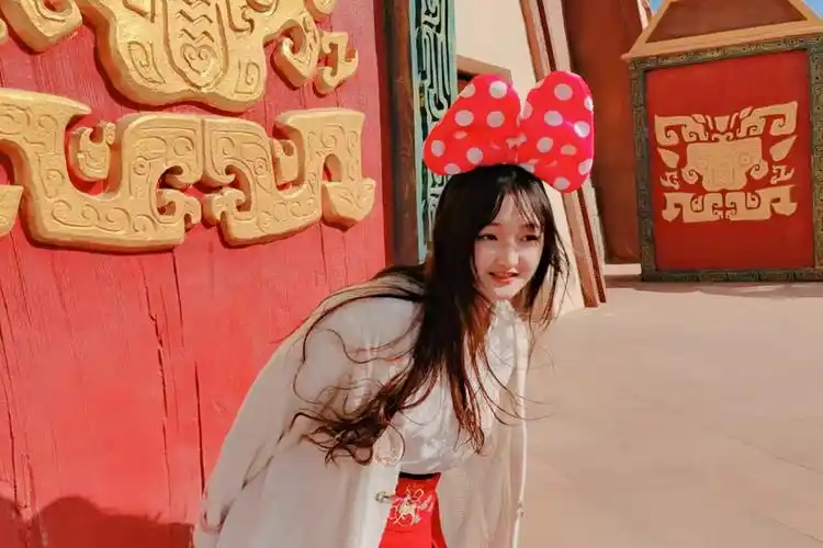 女主演播者"小桃红":做主播让我看到未来_直播_凉鞋_喜马拉雅