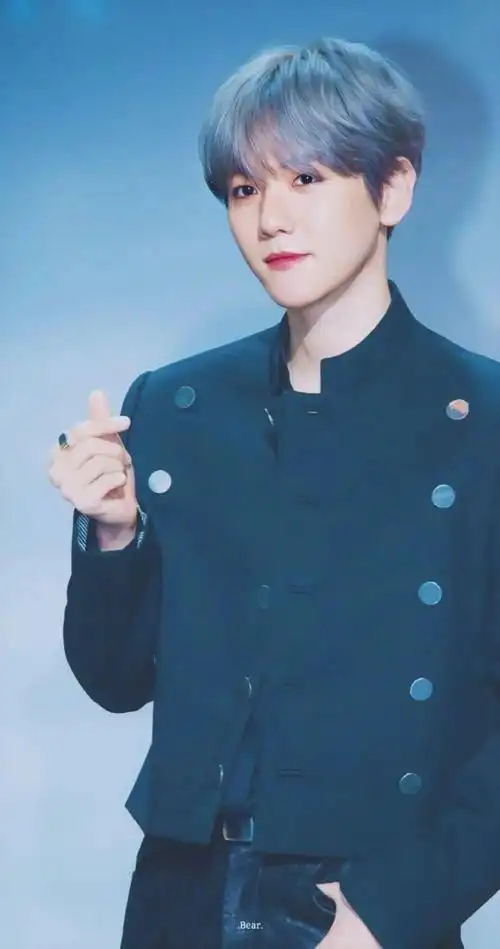 手机壁纸边伯贤