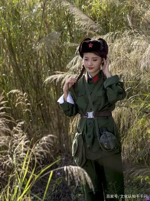 「军旅女作家庞天舒」散文诗——谁说英雄无泪?只因不懂英雄