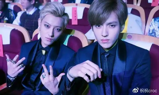 旧片被翻出被问及吴亦凡为人黄子韬沉默16秒惹人猜测另有含意