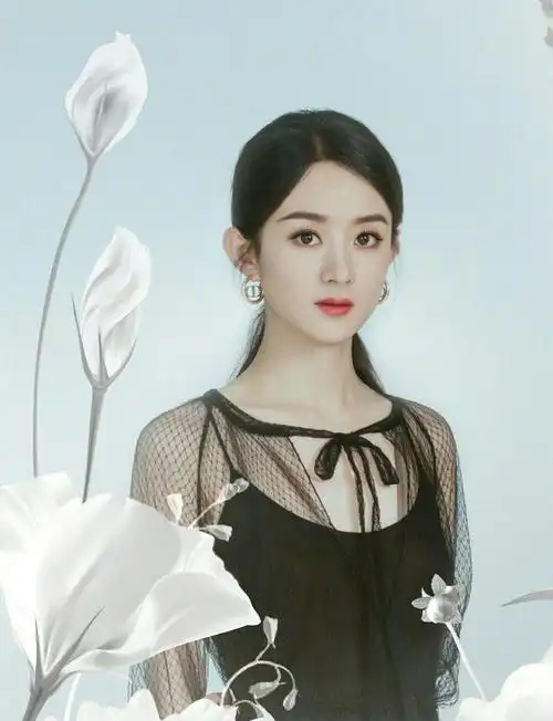 赵丽颖真美艳,穿黑色抹胸星空长裙性感显瘦,时尚力满分