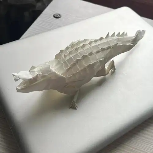 要快点折掉所以天天摸鱼,心里有点小内疚#手工  #折纸  #鳄鱼